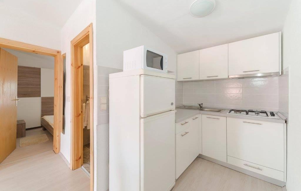 Apartmani Prpic Vir Eksteriør bilde
